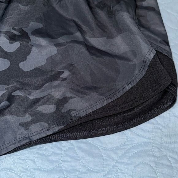 Camo Print Womens Running Shorts With Mesh Liner & Elastic Waistband - Picture 3 of 7